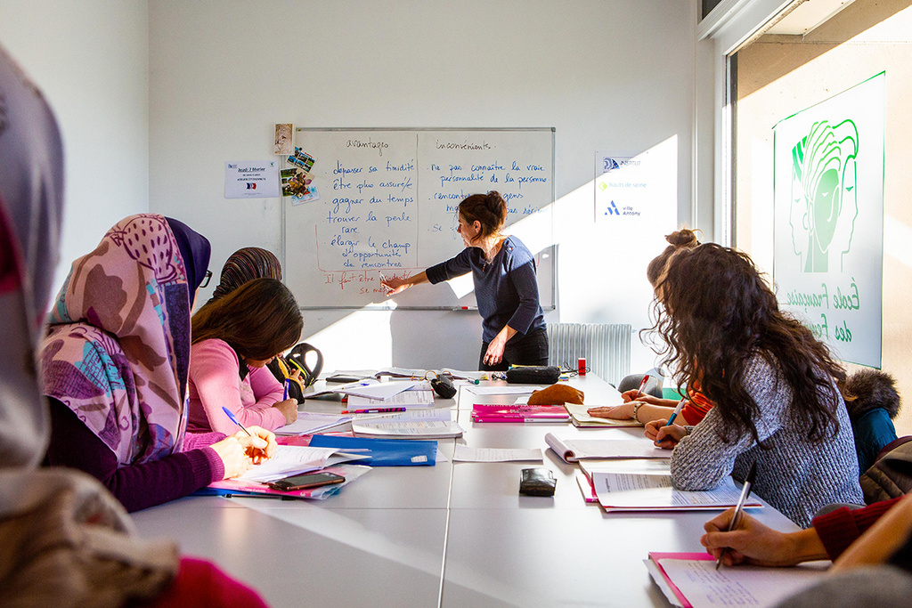 découvrez l'essence de la culture française à travers son histoire, sa gastronomie, sa mode et ses arts. plongez dans un monde où innovation et tradition se rencontrent, et laissez-vous séduire par le charme unique de la france.