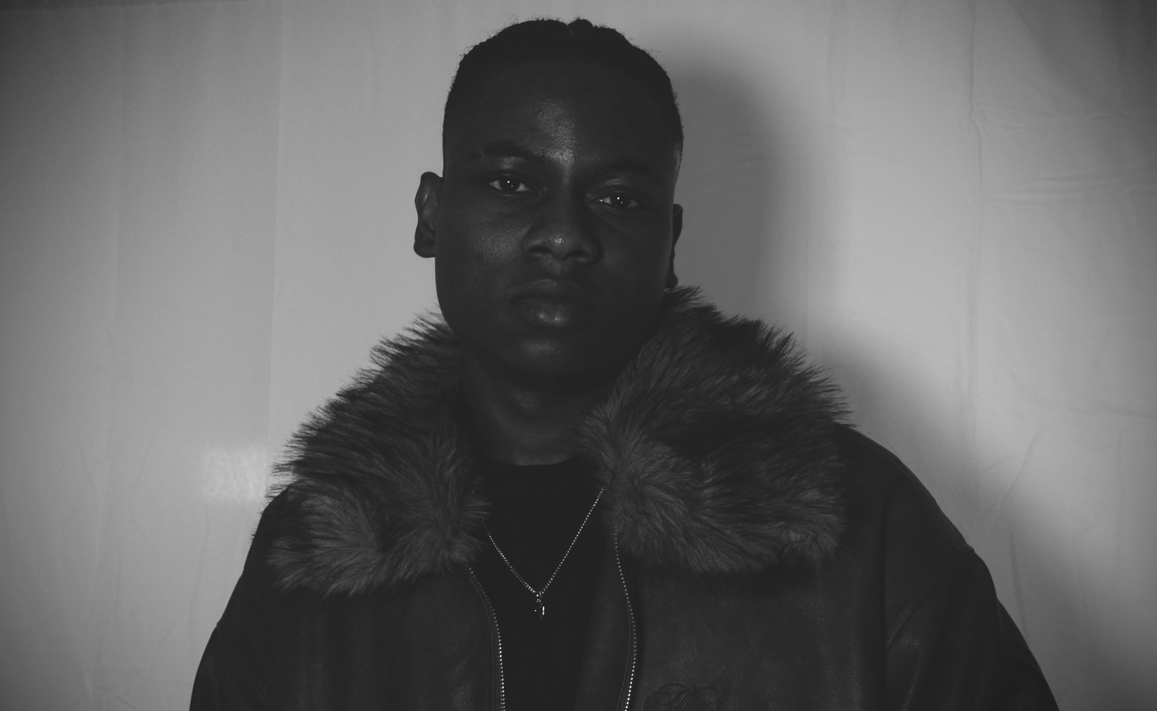 découvrez le phénomène internet 2025 gabrielle djr nude, une sensation qui fait vibrer le web avec son contenu unique et captivant.